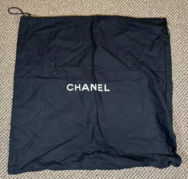 Chanel Shopping bag in transparent and blue canvas T Drouotcom #65 Chanel Shopping bag in transparent and blue canvas T Drouotcom