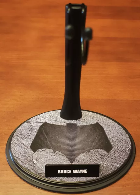 Batman - Bruce Wayne - Vs Superman - Justice League - Base Stand Custom 1/6