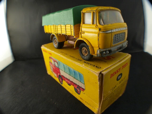 Dinky Toys France N°588 – Berliet GAK Brasseur – 1/43 – Zamak – Occasion
