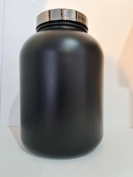 FREE - 2000 (10 Pallots) of 2KG Black plastic protein canisters to give away