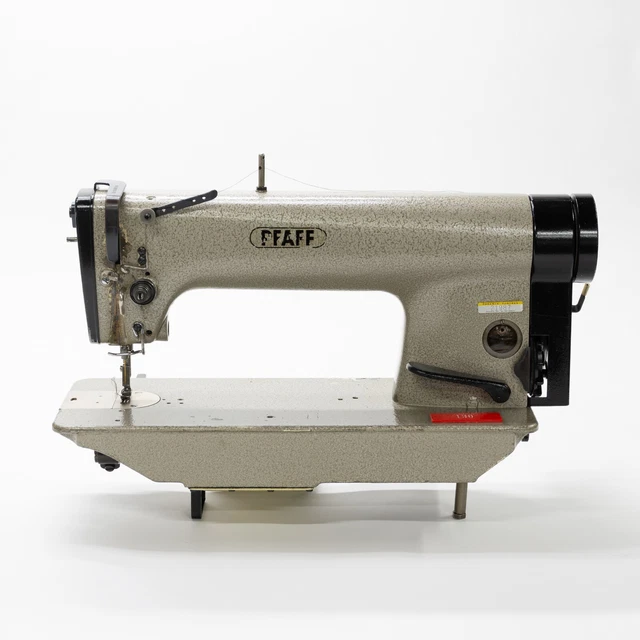 PFAFF 463 - 34/01 INDUSTRIAL SEWING MACHINE - Head Only PFAFF 463 - 34/01 INDUSTRIAL SEWING MACHINE - Head Only