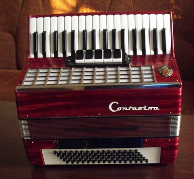 80 basses Étui d'origine. clavier plat HOHNER Accordeon Hohner Sirena I pearl 