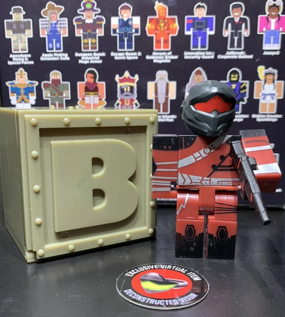 ROBLOX SERIES 10 The Grand Crossing Rebel Figure W/Virtual Token Code