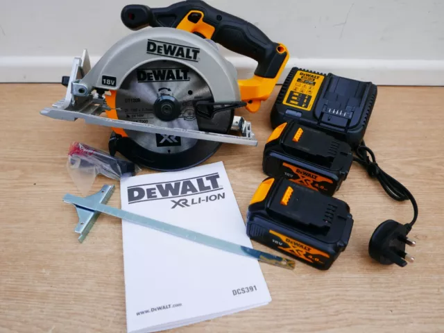 DeWALT DCS391M2 18v xr  165mm circular saw 4 ah + deep tstak hard liner case