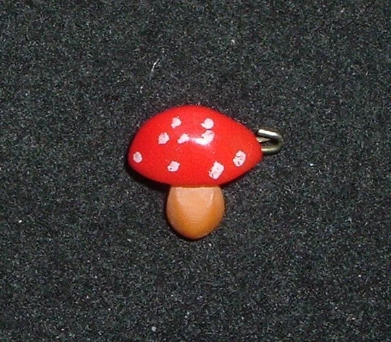 Mainfranken WHW Mushroom Tinnie from 1943 - 15 039