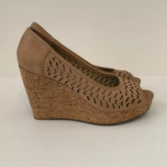 Adrienne Vittadini Carilena Wedge Heels Perforated Tan Leather Peep Toe Size 9M