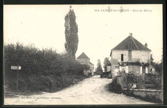 CPA Cuncy-les-Varzy, Rue de Mhers, vue de la rue