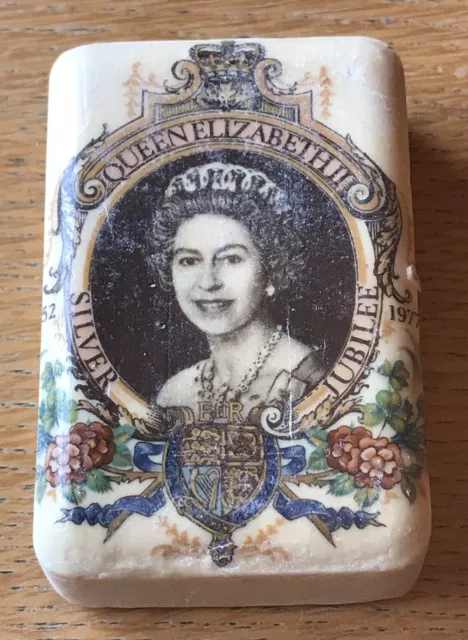 Queen Elizabeth II Commemorative Silver Jubilee Soap 1977. Permanent Picture