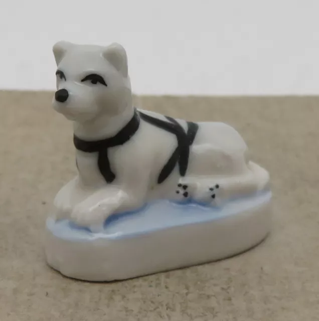 Il Cane Da Slitta Statuina Porcellana 3D