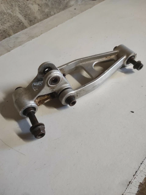Biellette De Suspension Pour Husqvarna 125 WRE 1995, Référence 28638, Occasion, état Fonctionnel Avec Marques D'usure