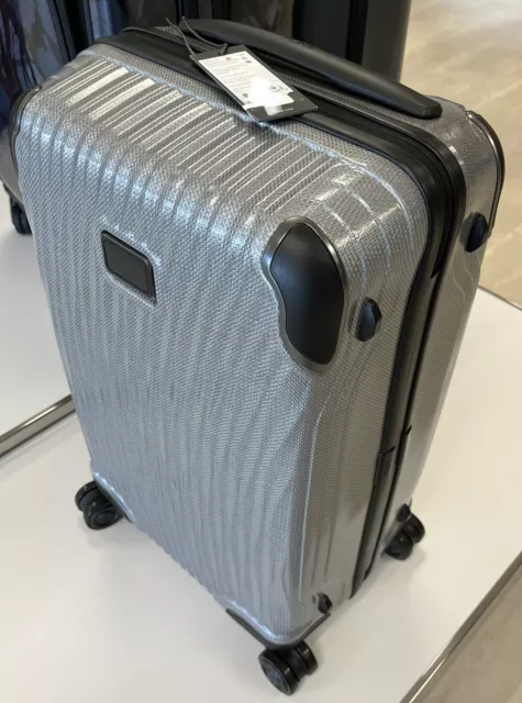 TUMI Latitude International Carry-On  Luggage  Suitcase lightweight