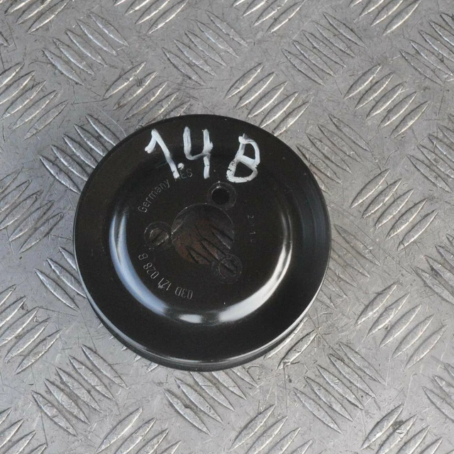 Poulie de pompe de direction assistée VW Golf Mk6 03D121028B 1.4 Essence 2010