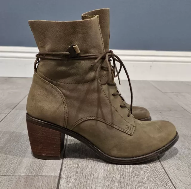 STEVE MADDEN Rambow Leather Lace Up Block Heel Ankle Boots Olive Green 8M 2