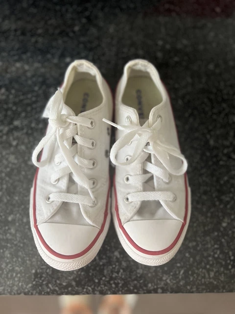 CONVERSE Chuck Taylor All Star top basso bianco bambini TAGLIA UK-13,5 EU-32 usato