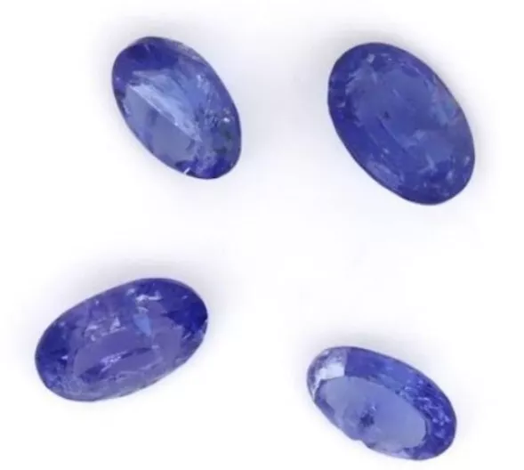 8.82 4 TANZANITES natural with valuation cert