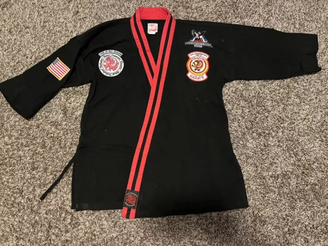 Youth KARATE Gi Size 2 Uniform Top RED DRAGON KIMONO PATCHES Lou Casamassa Vtg