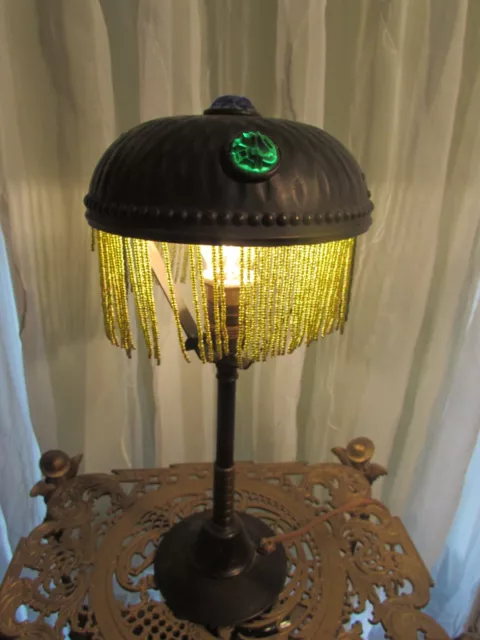 Jugendstil Lampe mit Perlen um 1925