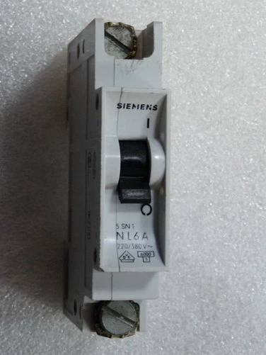 Simrad Nss16 Siemens 5SN1 N L16A 1-Pole Light Switch (Used) - 5SN1-NL16A, Functional Condition Schneider Timer Relay - Foto 10