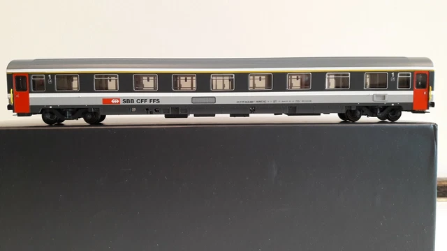 LS Models Voiture VSE A9u Corail Casquette, Eurofima SNCF époque V-VI - HO (1/87)