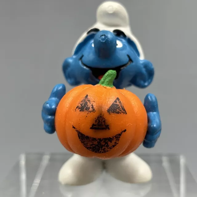 Smurf Pumpkin Halloween Peyo 1981 Schleich Collectible