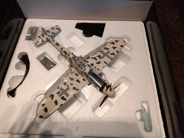 Messeschmitt BF 109 Yellow 12 Heinrich Ehrler 1/32 Diecast.CORGI,Rare one.Disp Messeschmitt BF 109 Yellow 12 Heinrich Ehrler 1/32 Diecast.CORGI,Rare one.Disp