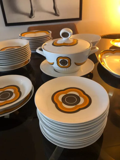 service de table porcelaine vintage 44 pièces