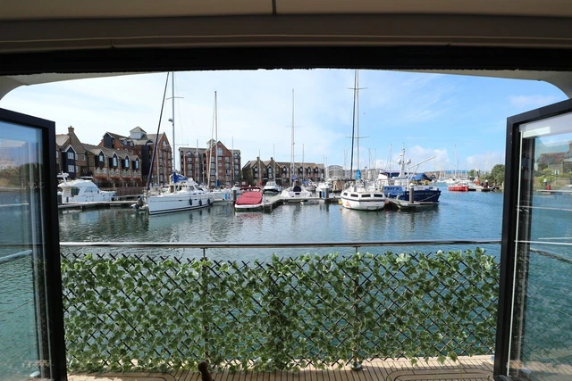 House Boat Marina Catamaran 2 Berth Eastbourne Sovereign Harbour Sussex Brighton House Boat Marina Catamaran 2 Berth Eastbourne Sovereign Harbour Sussex Brighton