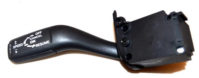 Interrupteur Combiné Clignotant Et Régulateur De Vitesse Pour Audi A4 B6/B7, A6 C6 – Compatible OE 4E0953521B