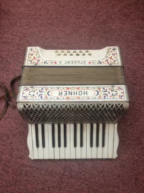 Hohner Student 2 Accordion