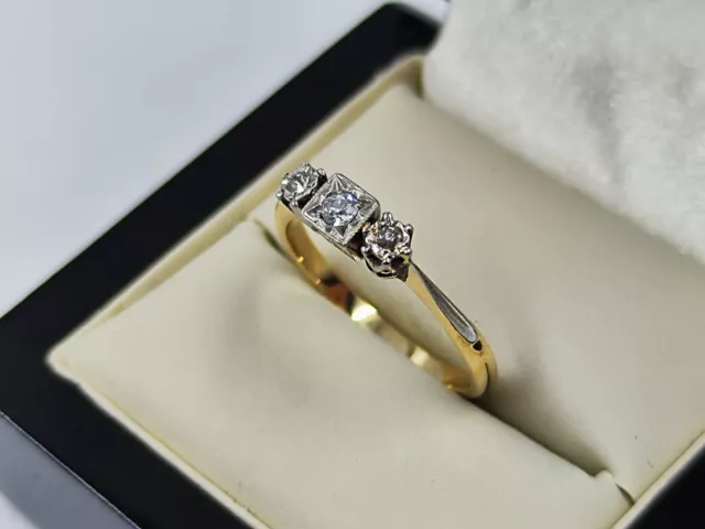 9ct Gold Ring  Diamond Size Q1/2 Hallmarked Lovely