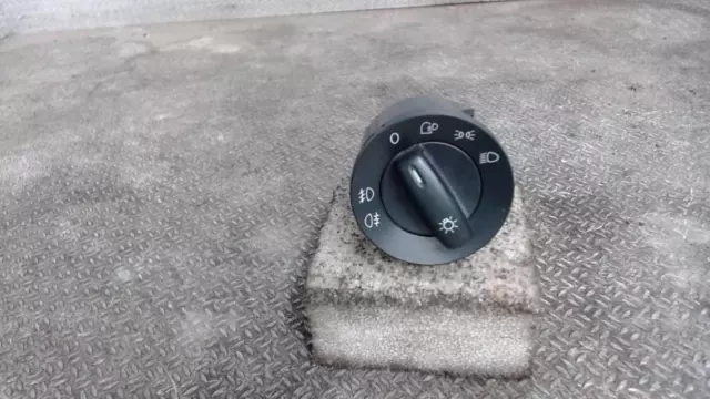 Commande de reglage hauteur de phare VOLKSWAGEN PASSAT 5