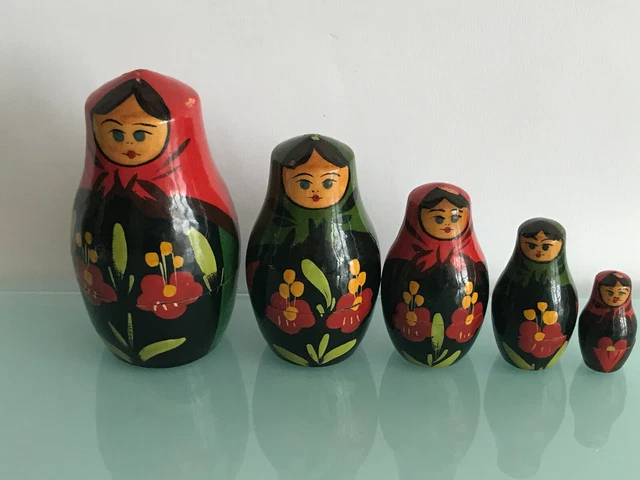 Alte russische Matroschka - Matrioschka - Matrjoschka -  Puppen - 5 Stck.