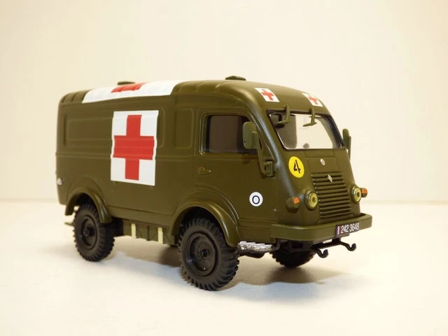 RENAULT 1000Kg Goelette R2087 AMBULANCE militaire 1/43