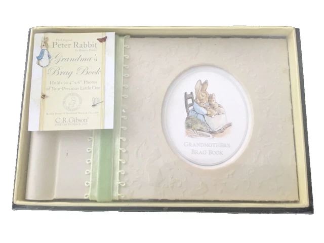 VTG Peter Rabbit Grandma’s  Brag Book 7 x 4.5 inch Photo Album Original Package