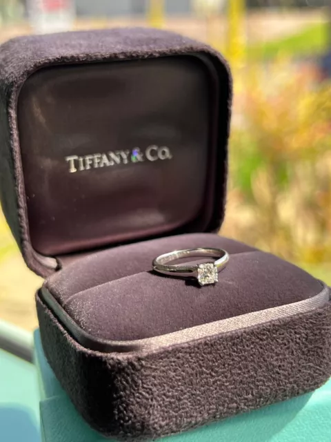 Classic Tiffany & Co 950 Platinum LUCIDA .32 CT H VS1 Diamond Engagement Ring3.5