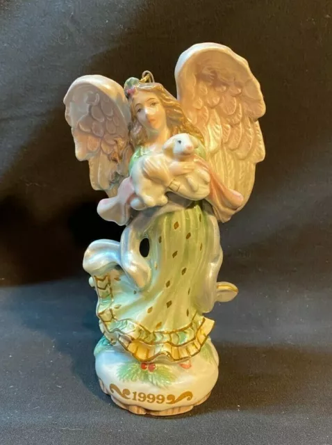 Fitz and Floyd 1999 Peaceable Kingdom Angel With Lamb Ornament