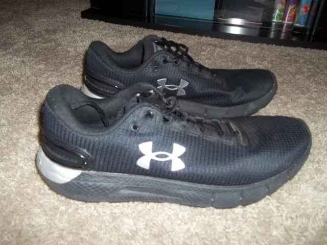 Mens Under Armour Shoes Size 10.5--Black