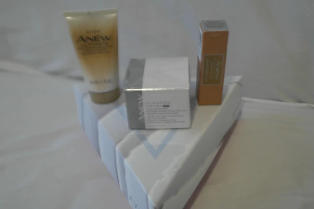 Avon Anew Clinical Eye Lift PRO Gel 33 fl +free Cleanser, Power Serum Mini gift