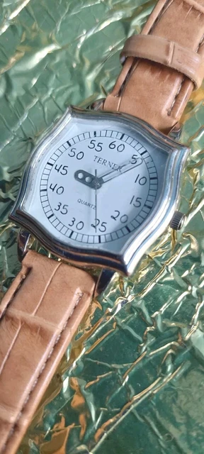 TERNER BIJOUX WOMEN S Quartz Watch 32mm Square Fawn Faux Leather Silver Tone. 11.99 PicClick UK