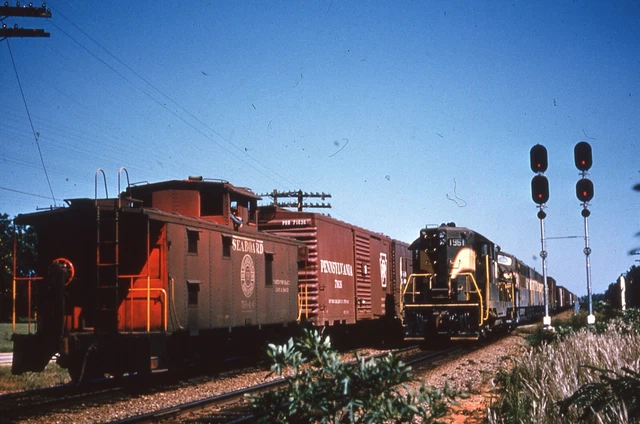 Duplicate Train Slide Seaboard GP-9 #1961 04/1962 Norlina N. Carolina