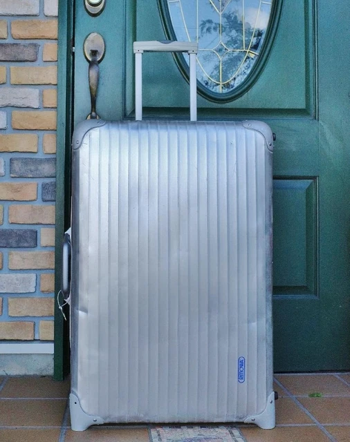 リモワ RIMOWA SILVER INTEGRAL 82L 4輪 アルミ RIMOWA SILVER INTEGRAL 82L Silver 4-wheels Carry Case
