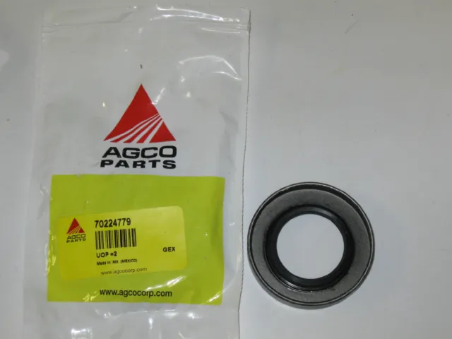 GENUINE AGCO OEM Allis Chalmers PTO Output Shaft Gear Box Seal WD WD45 70224779