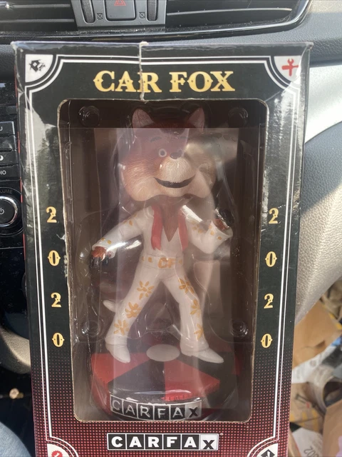 NIB EXCLUSIVE LAS Vegas CARFAX Car Fox Bobblehead 2020 Elvis 7” X