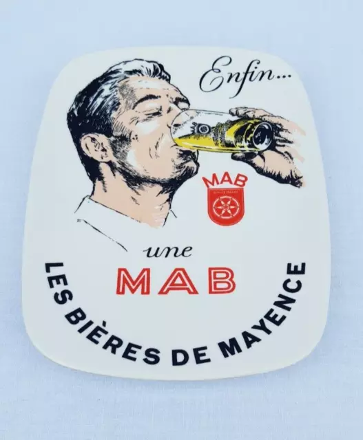 ANCIEN RAMASSE MONNAIE PUBLICITAIRE BIERE  " ENFIN...UNE MAB " ORNAMIN 18 x14 cm