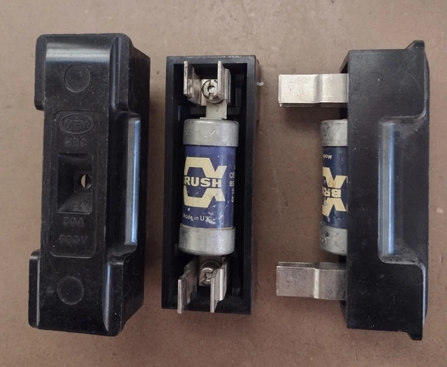 MEM 30A HRC Fuse & Carrier. Includes BS88.2 cartridge fuse ( 6A to 32A