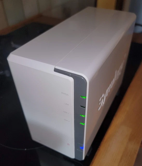 Synology DS720+ Serveur 2 Baies 8 to avec 2 disques durs 4 to - Informatique