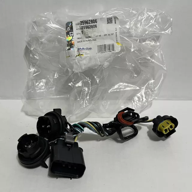 OEM GM Headlight Wiring Harness 25962806 2007-14 Chevy Silverado 1500 2500 3500