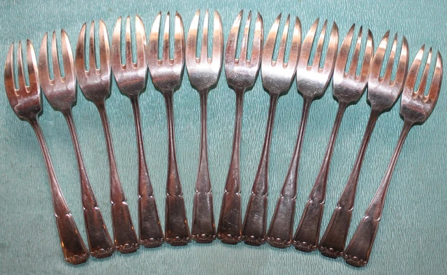 12 fourchettes Gateau Christofle Alfénide métal argenté Poisson Huitre