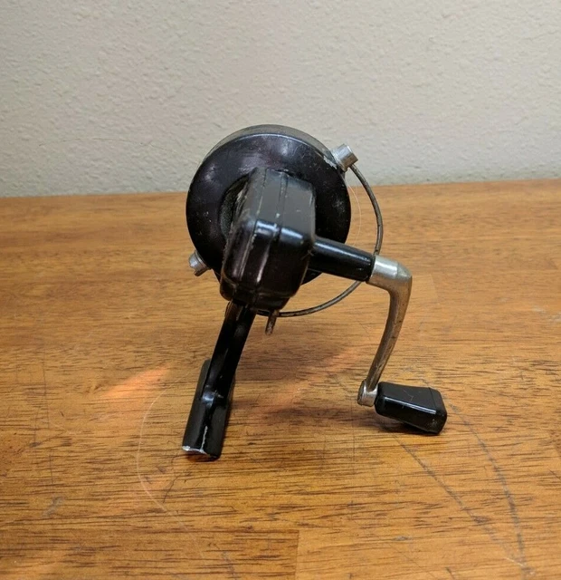 MOULINET DE PÊCHE ancien DAIWA 7500 spinning reel avec boite d'origine