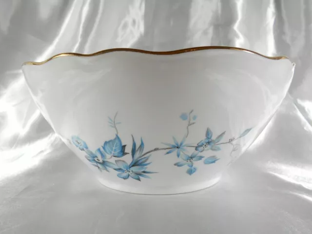 Superbe Saladier Fleurs Bleues En Porcelaine De Limoges Louis Lourioux